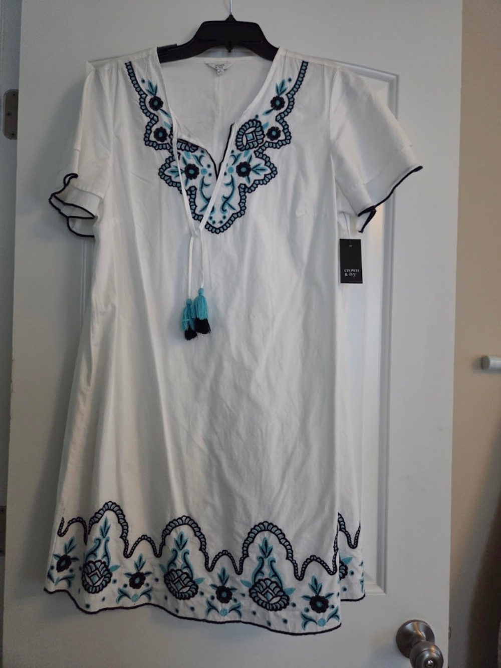 Crown & Ivy Tunic style dress